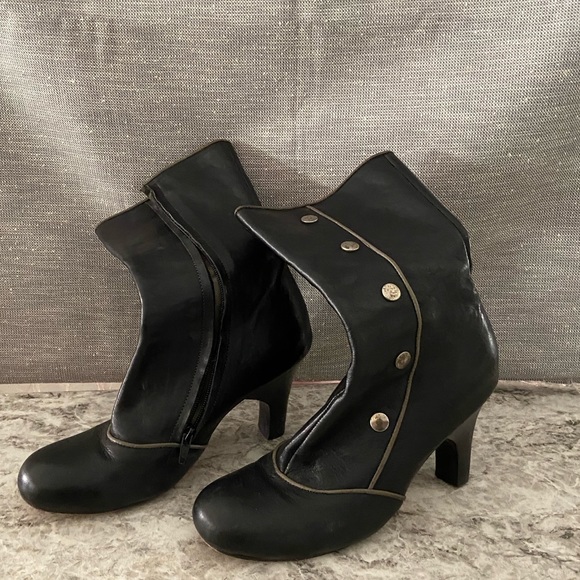 LA Designer Calleen Cordero Boots Black Leather Size 9 - Picture 2 of 7